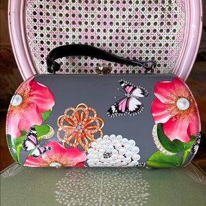 Satchel handbag